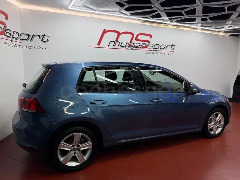 Usado VW Golf VII Advance 105 CV (77 kW) 2014 Azul Berlina