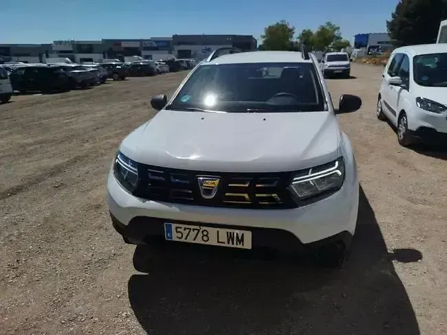 Usado Dacia Duster Essentiel 100 HP (73 kW) 2022 Branco SUV