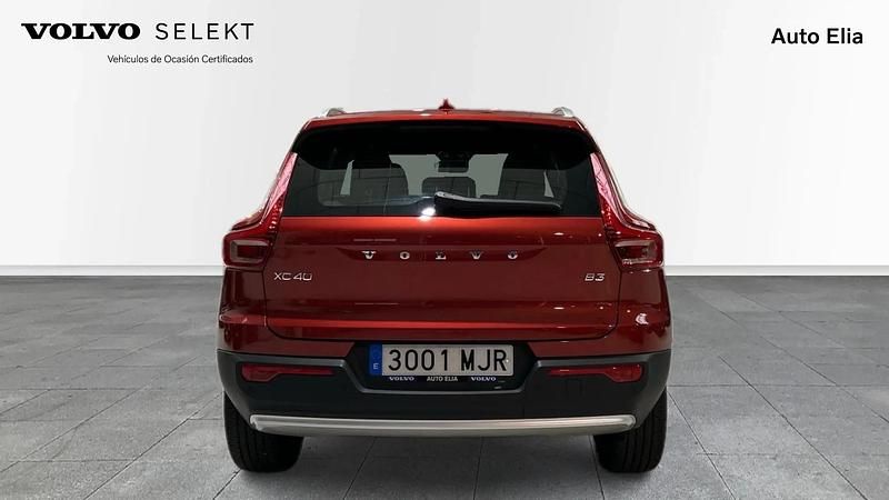 Usado Volvo XC40 Core 163 CV (119 kW) 2023 SUV