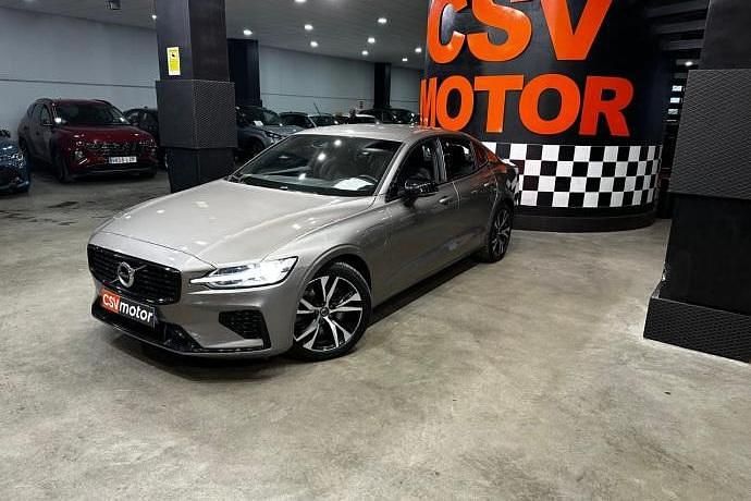 Usado 2021 Volvo S60 R-Design Berlina | 29.850 € (Precio justo) - Imagen 1/4