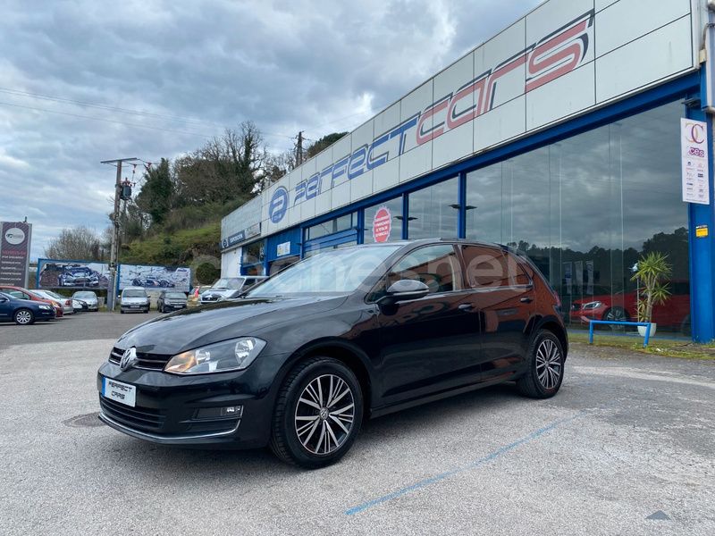 Negro Usado 2016 VW Golf VII Advance Berlina | 14.900 € (Precio justo) - Imagen 1/4
