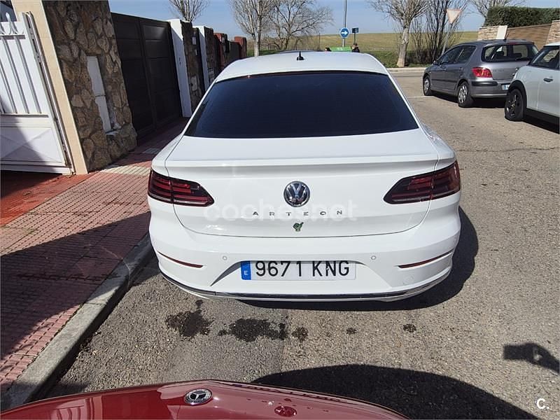 Usado VW Arteon Elegance 150 CV (110 kW) 2018 Blanco Utilitario
