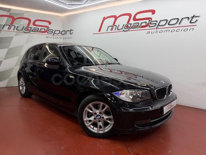 Usado BMW 118 143 CV (105 kW) 2009 Negro Utilitario