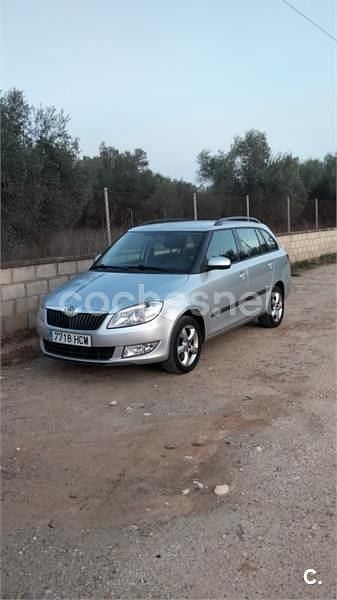 Occasion Skoda Fabia 105 ch (77 kW) 2011 Gris Break