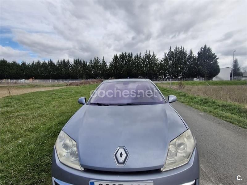 Usado Renault Laguna III Authentique 110 CV (80 kW) 2008 Azul Berlina