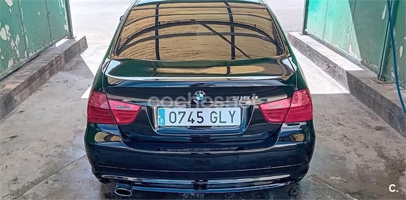 Usado BMW 318 M Performance 143 CV (105 kW) 2009 Negro Berlina