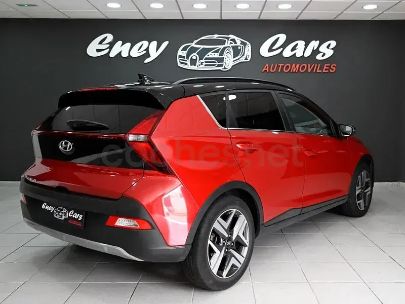 Usado Hyundai Bayon 100 CV (73 kW) 2023 Rojo SUV