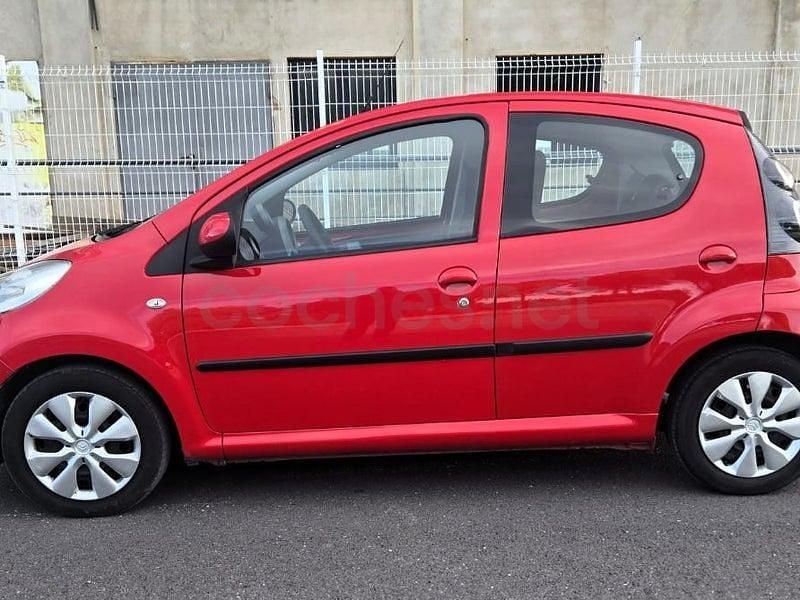Usado Citroën C1 54 CV (39 kW) 2008 Rojo Utilitario