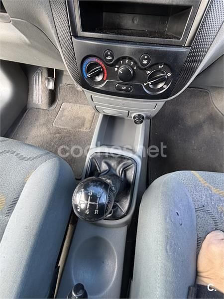 Gris / plata Usado 2003 Chevrolet Kalos SE Berlina | 2300 € (Un poco caro) - Imagen 1/4