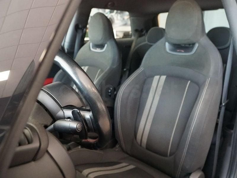 Usado Mini John Cooper Works 231 CV (169 kW) 2015 Gris / plata Utilitario