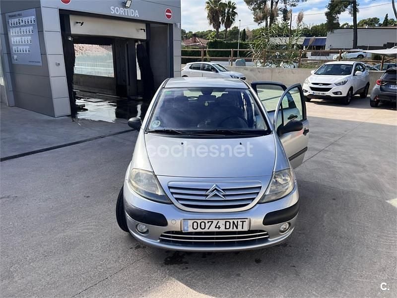 Gris / plata Usado 2005 Citroën C3 Exclusive Berlina | 2800 € (Un poco caro) - Imagen 1/4