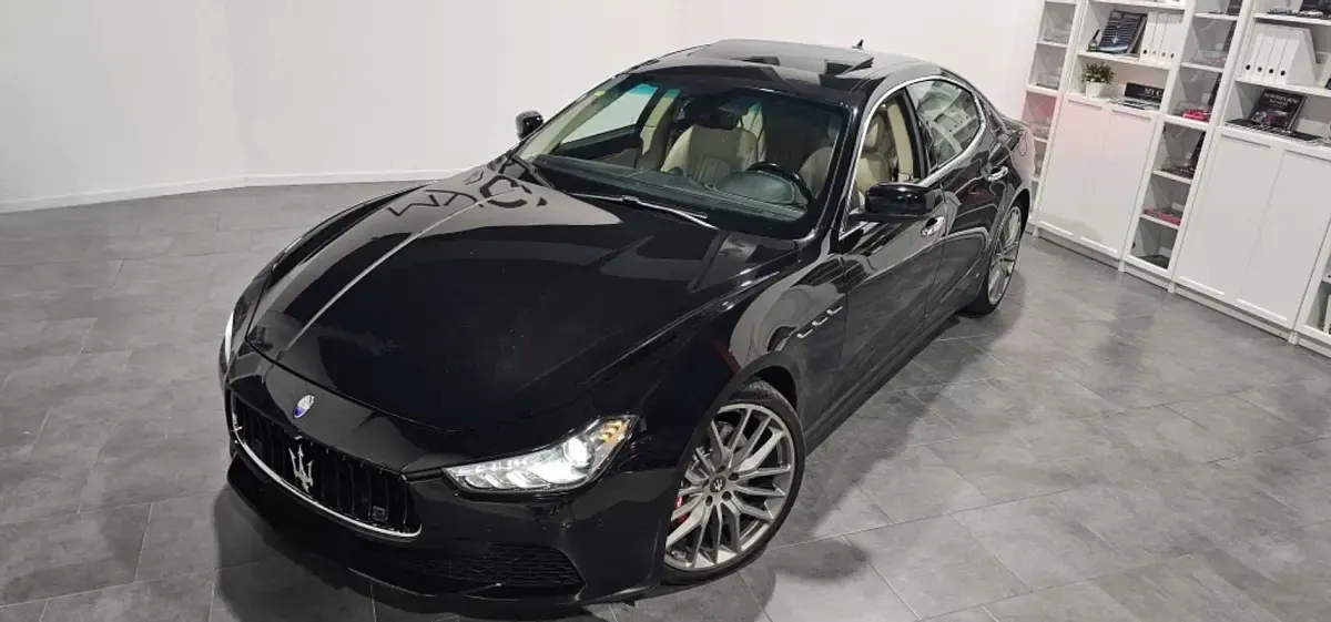 Usado Maserati Ghibli 411 CV (302 kW) 2015 Negro Berlina