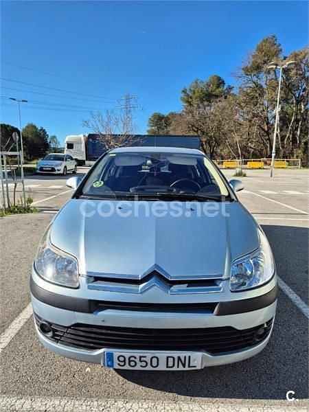 Usado Citroën C4 110 CV (80 kW) 2005 Azul Berlina