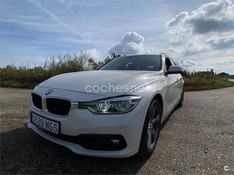 Usado BMW 320 Efficient Dynamics 190 CV (139 kW) 2016 Blanco Familiar