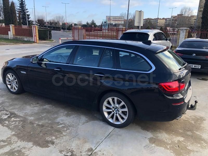 Usado BMW 530 Luxury Line 258 CV (189 kW) 2014 Negro Familiar