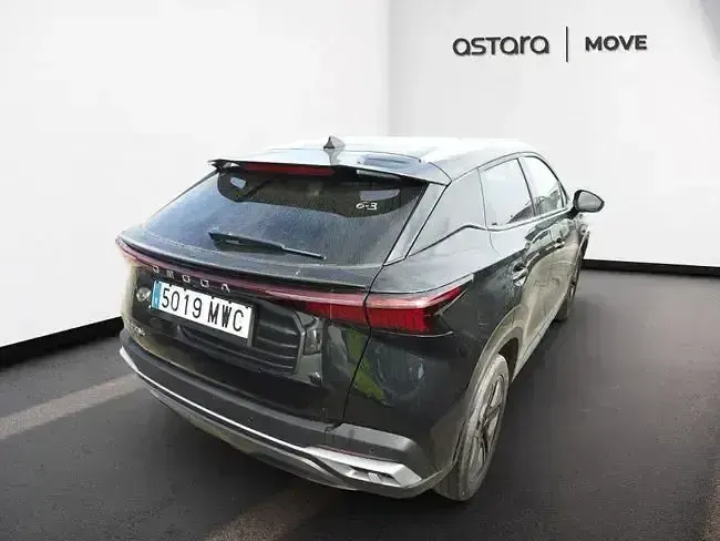 Usado Omoda 5 185 CV (136 kW) 2024 Negro SUV