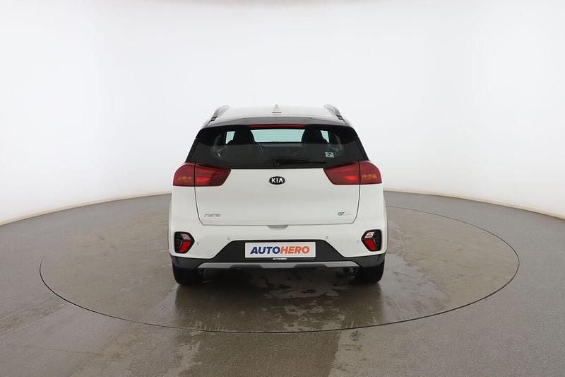 Usado Kia Niro 141 CV (103 kW) 2021 Blanco SUV