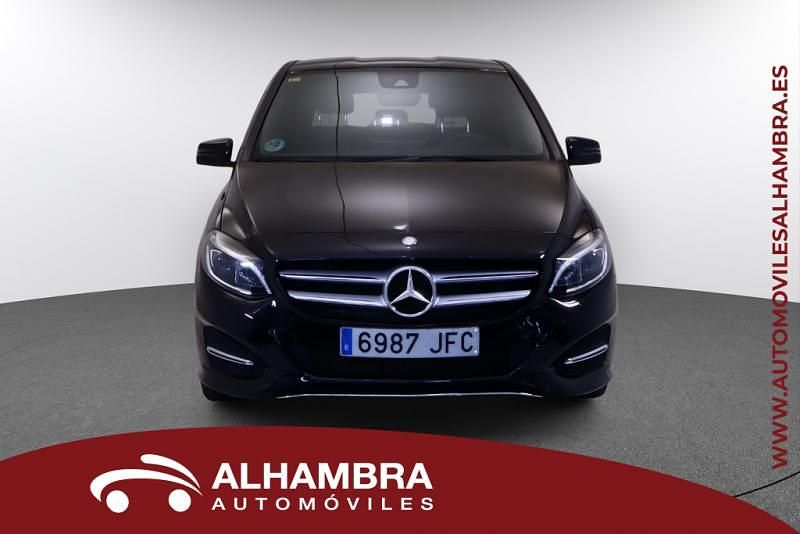 Usado Mercedes B200 AMG 136 CV (100 kW) 2015 Negro Monovolumen