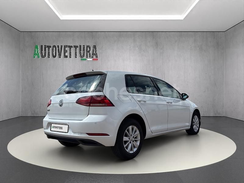 Usado VW Golf VII Advance 115 CV (84 kW) 2020 Blanco Berlina