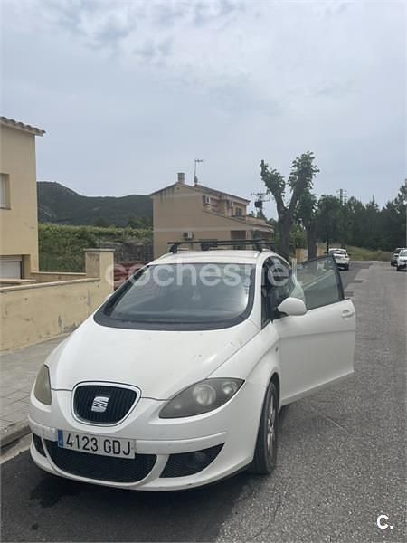 Blanco Usado 2008 Seat Altea XL Monovolumen | 3200 € (Precio justo) - Imagen 1/3