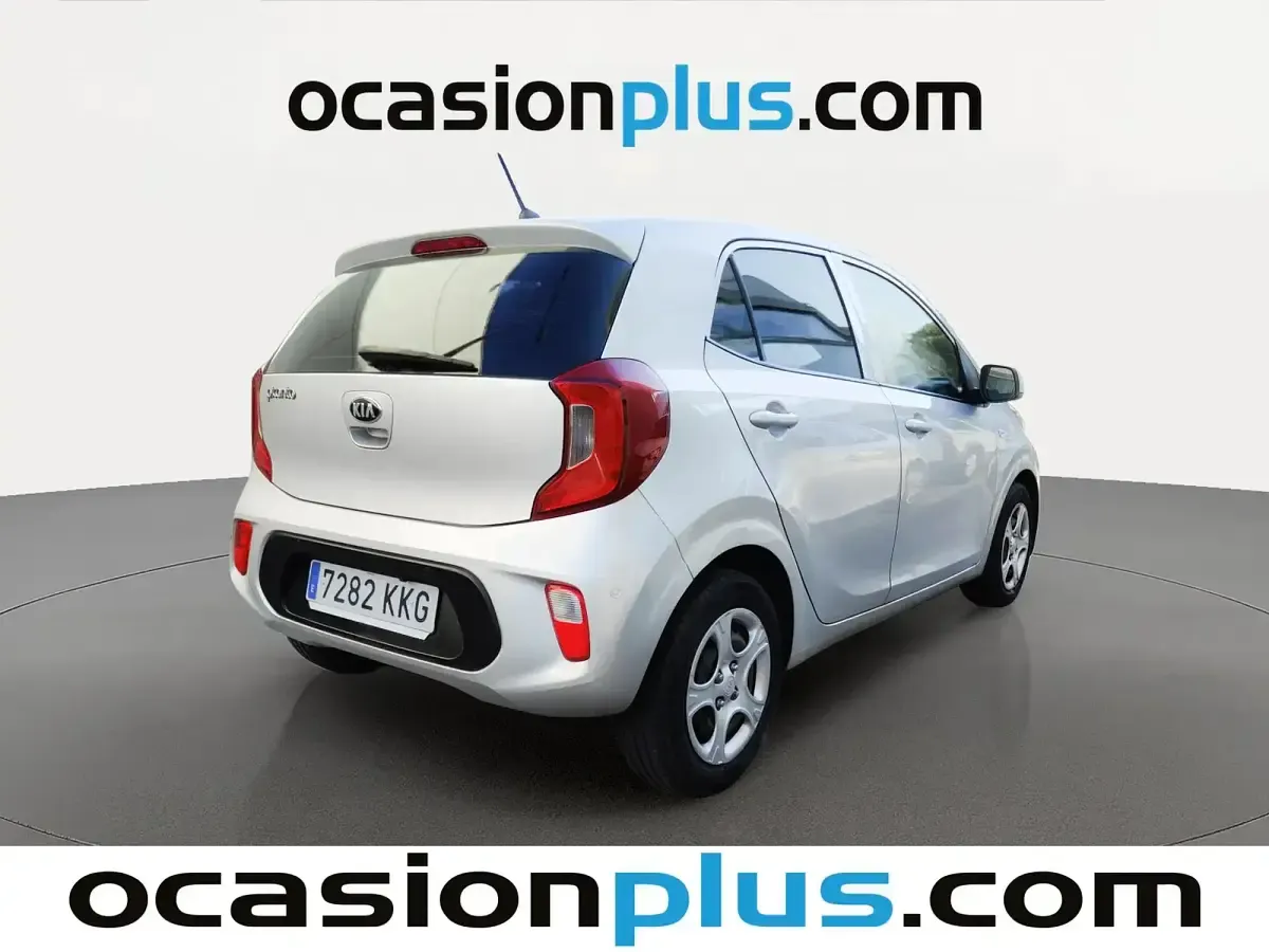 Usado Kia Picanto Plus 67 CV (49 kW) 2018 Gris Utilitario