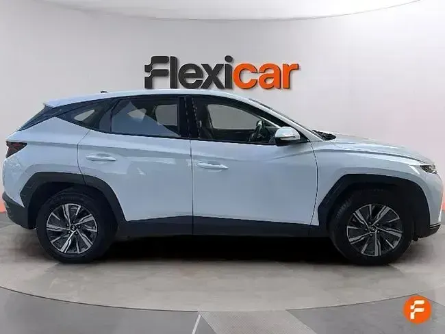 Käytetty Hyundai Tucson 150 HP (110 kW) 2023 Valkoinen Katumaasturi
