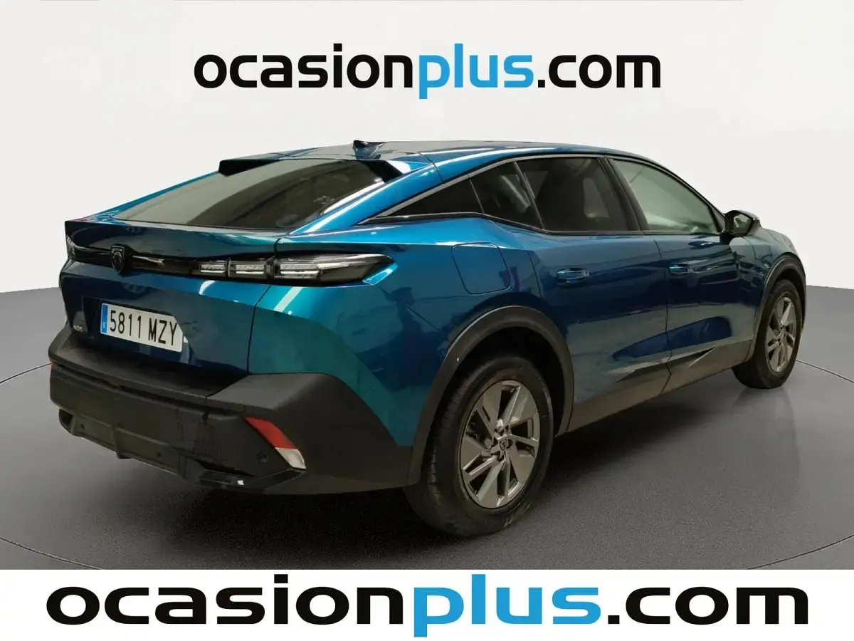 Usado Peugeot 408 Allure 145 CV (106 kW) 2025 Azul SUV