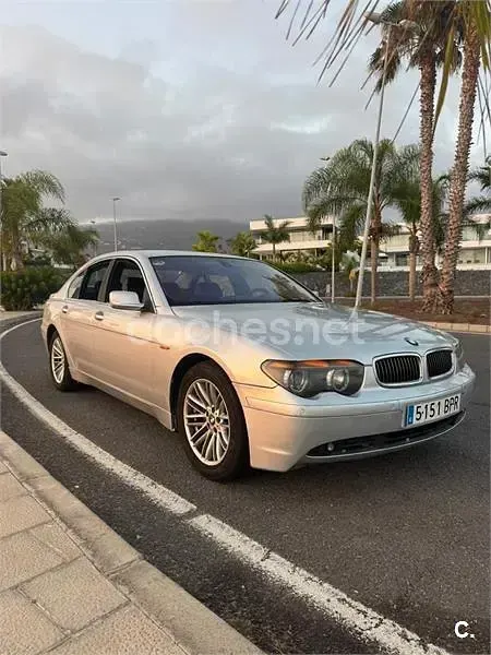 Usado BMW 745 Comfort Edition 333 CV (244 kW) 2001 Gris / plata Berlina