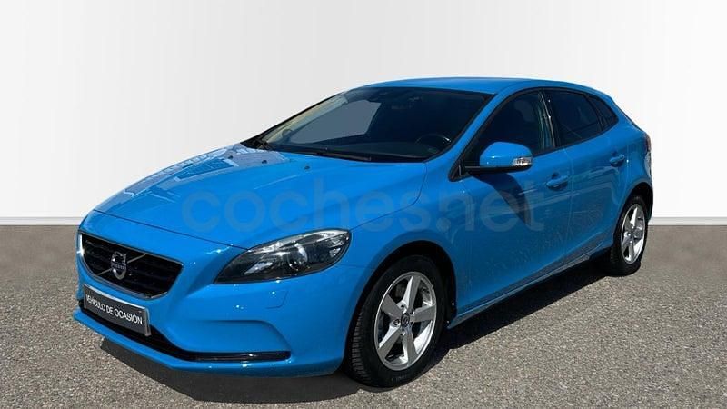 Usado Volvo V40 Kinetic 180 CV (132 kW) 2013 Azul Berlina
