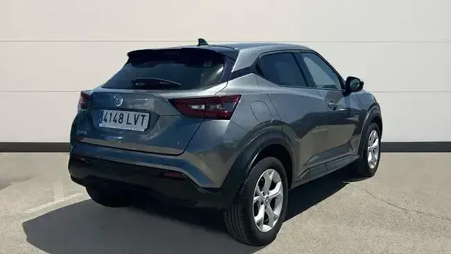 Usado Nissan Juke N-Connecta 114 CV (83 kW) 2021 Gris SUV