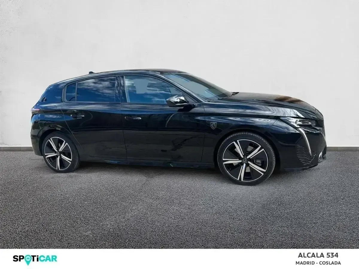 Usado Peugeot 308 GT 225 CV (165 kW) 2024 Negro Familiar