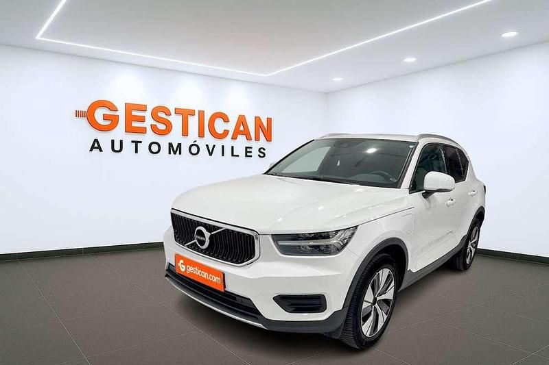Blanco Usado 2020 Volvo XC40 Business Edition SUV | 23.990 € (Precio justo) - Imagen 1/4