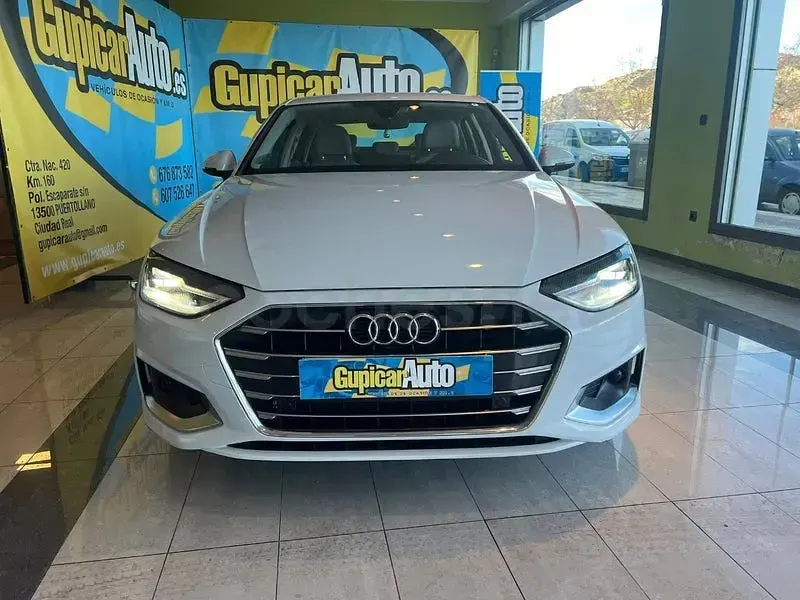 Usado Audi A4 Advanced Plus 163 CV (119 kW) 2021 Blanco Berlina