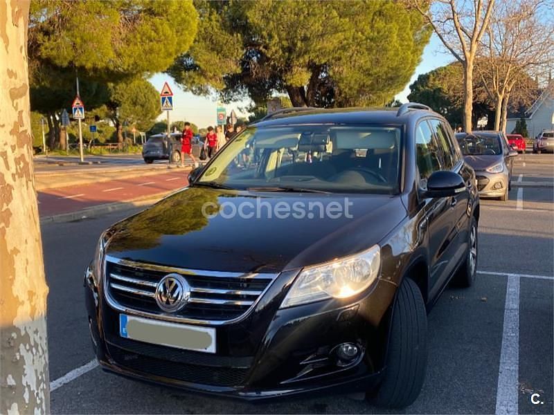 Usado VW Tiguan Advance 140 CV (102 kW) 2011 Negro SUV