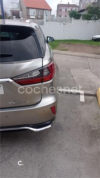 Usado Lexus RX450hL Executive Line 313 CV (230 kW) 2020 Gris / plata SUV