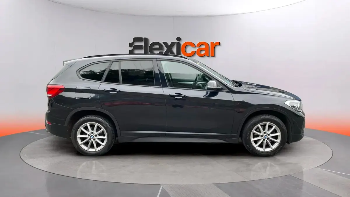 Usado BMW X1 150 CV (110 kW) 2020 Negro SUV