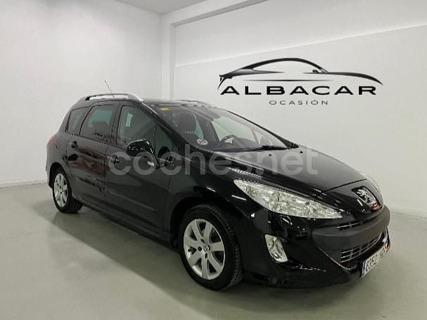 Negro Usado 2010 Peugeot 308 SW Sportium Familiar | 3999 € - Imagen 1/4