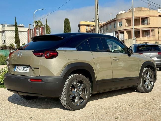 Usado Mazda MX30 Makoto 106 kW (145 CV) 2022 Verde claro SUV