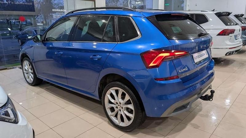 Usado Skoda Kamiq Style 150 CV (110 kW) 2021 Azul SUV