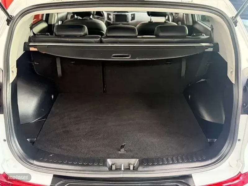 Usado Kia Sportage 115 CV (84 kW) 2016 Blanco SUV