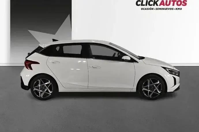 Usado Hyundai i20 100 CV (73 kW) 2025 Utilitario