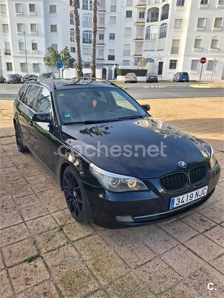 Usado BMW 525 177 CV (130 kW) 2008 Negro Familiar