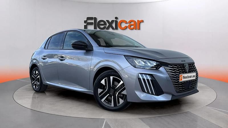 Usado Peugeot 208 Allure 101 CV (74 kW) 2025 Gris Utilitario