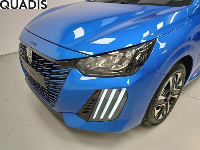 Usado Peugeot 208 Allure 101 CV (74 kW) 2024 Azul Utilitario