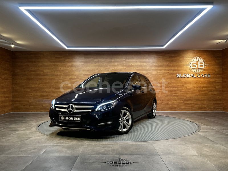 Azul Usado 2017 Mercedes B220 Monovolumen | 22.799 € (Un poco caro) - Imagen 1/4