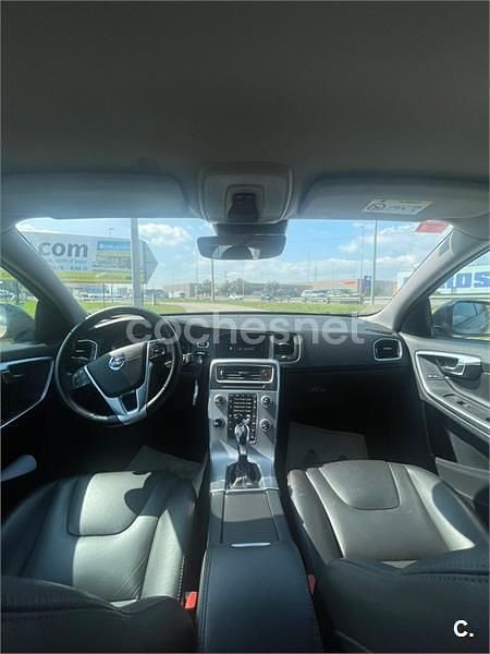 Usado Volvo V60 CC 150 CV (110 kW) 2017 Beige Familiar