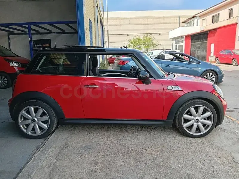 Usado Mini Cooper S 175 CV (128 kW) 2007 Rojo Utilitario