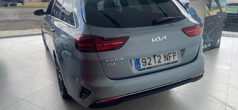 Nuevo Kia Ceed Style 101 CV (74 kW) 2025 Lunar silver Utilitario