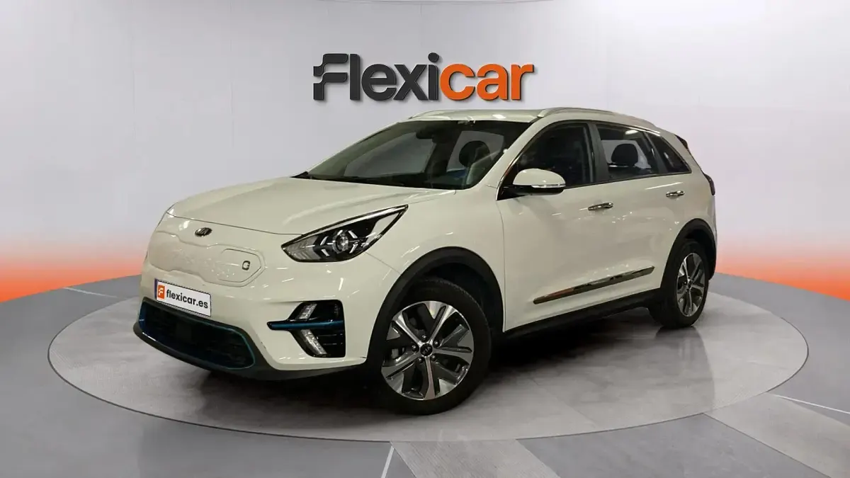 Usado Kia e-Niro 150 kW (204 CV) 2021 Blanco SUV