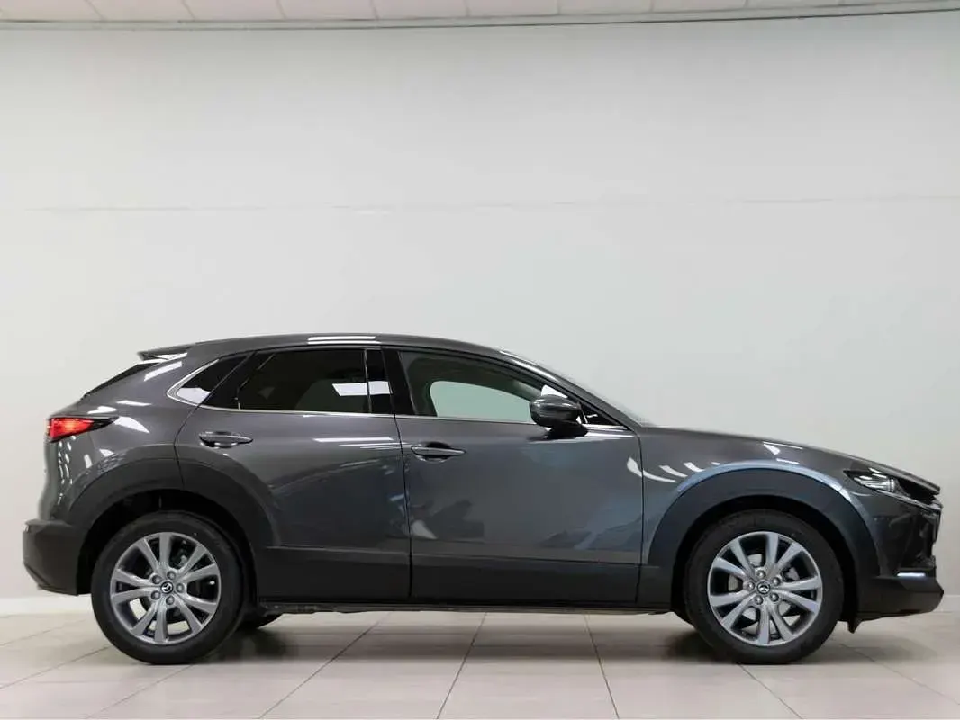 Usado Mazda CX-30 Exclusive-Line 140 CV (102 kW) 2025 Gris SUV